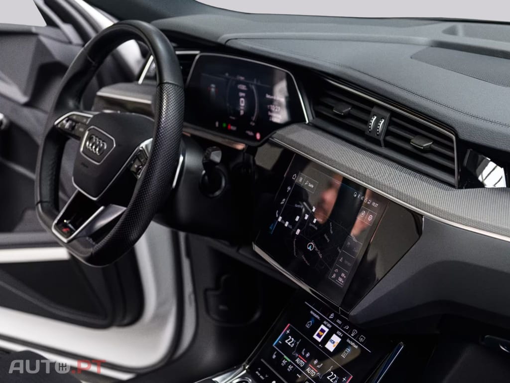 Audi E-Tron 55 quattro S Line I.V.A DEDUTIVEL 