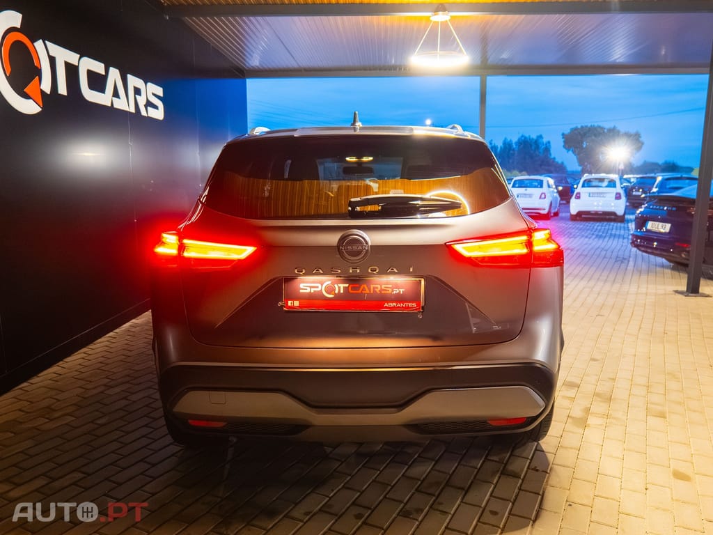 Nissan Qashqai 1.3 DIG-T Tekna SKY