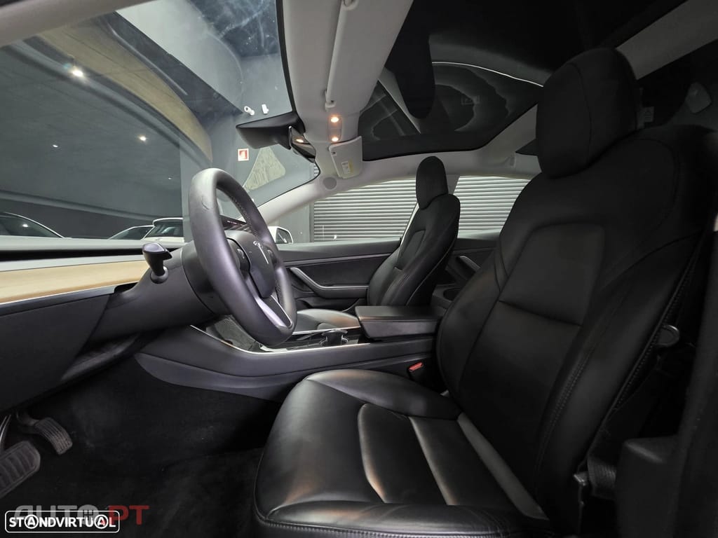 Tesla Model 3 Standard Range Plus RWD