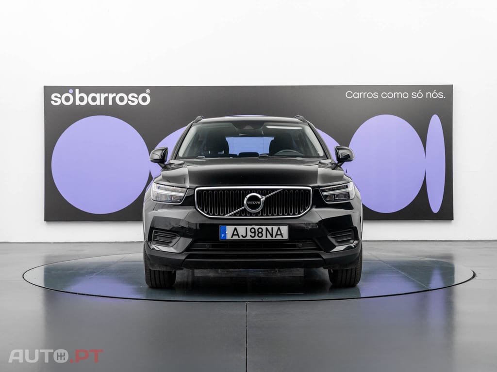 Volvo XC40 1.5 T2 Momentum