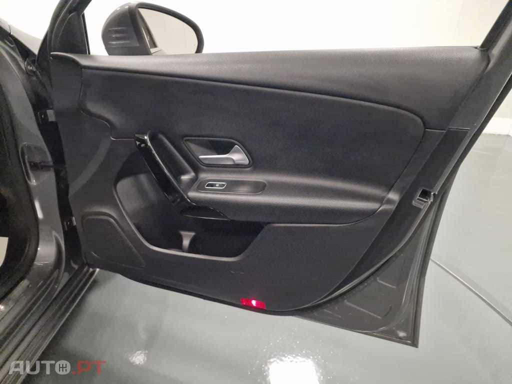 Mercedes-Benz A 180 d Style Plus Aut.