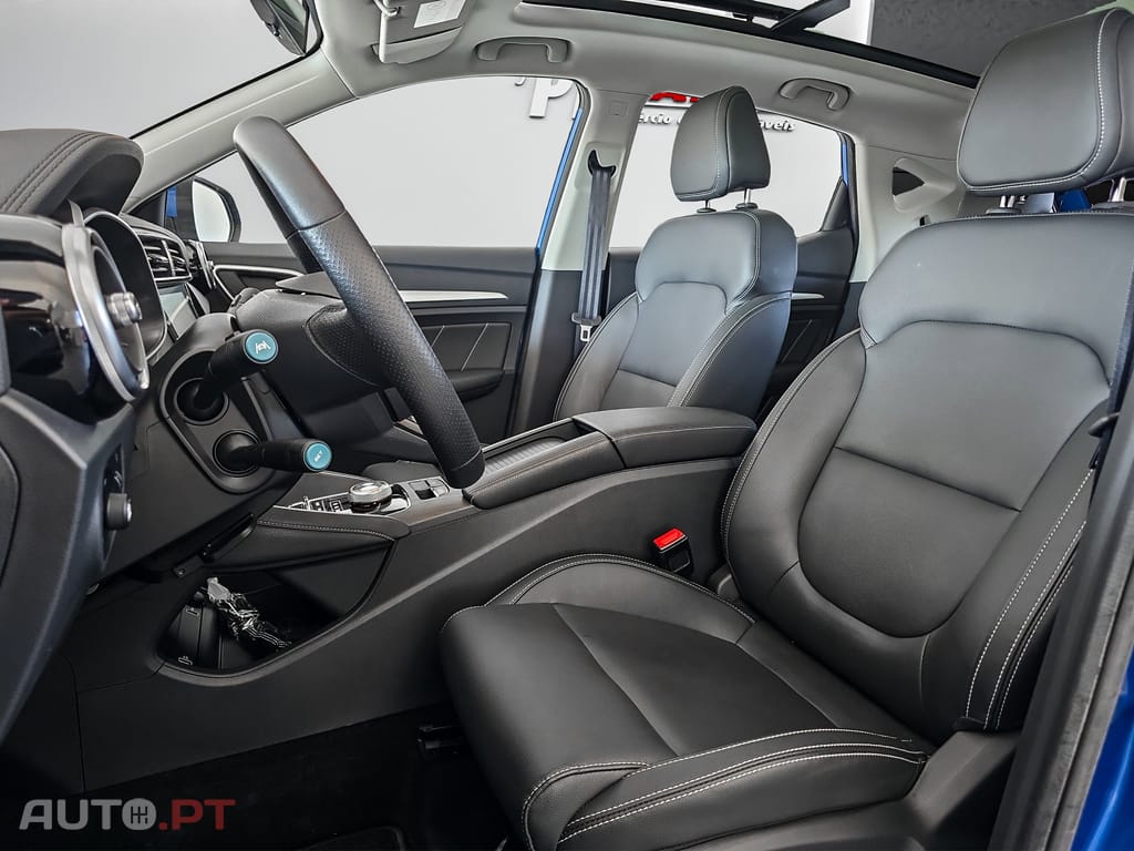 MG ZS 44.5 kWh Luxury