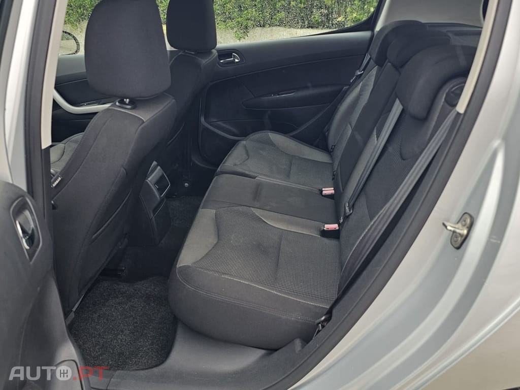 Peugeot 308 1.6 e-HDi Access CVM6