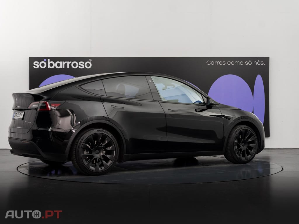 Tesla Model Y Long Range Tração Integral