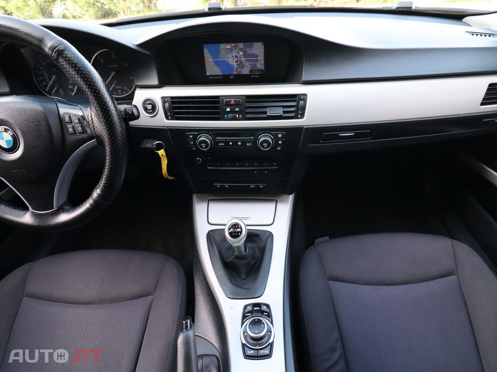 BMW 320 d Touring Navigation