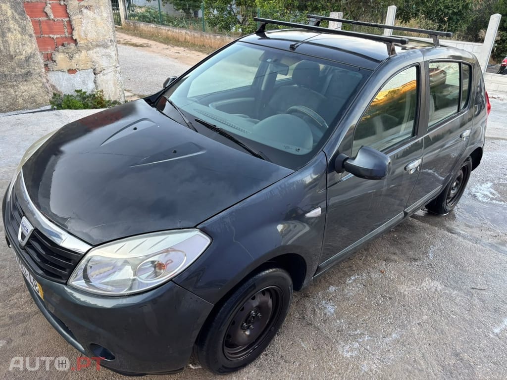 Dacia Sandero 1.2 16V Access — fotografia 5