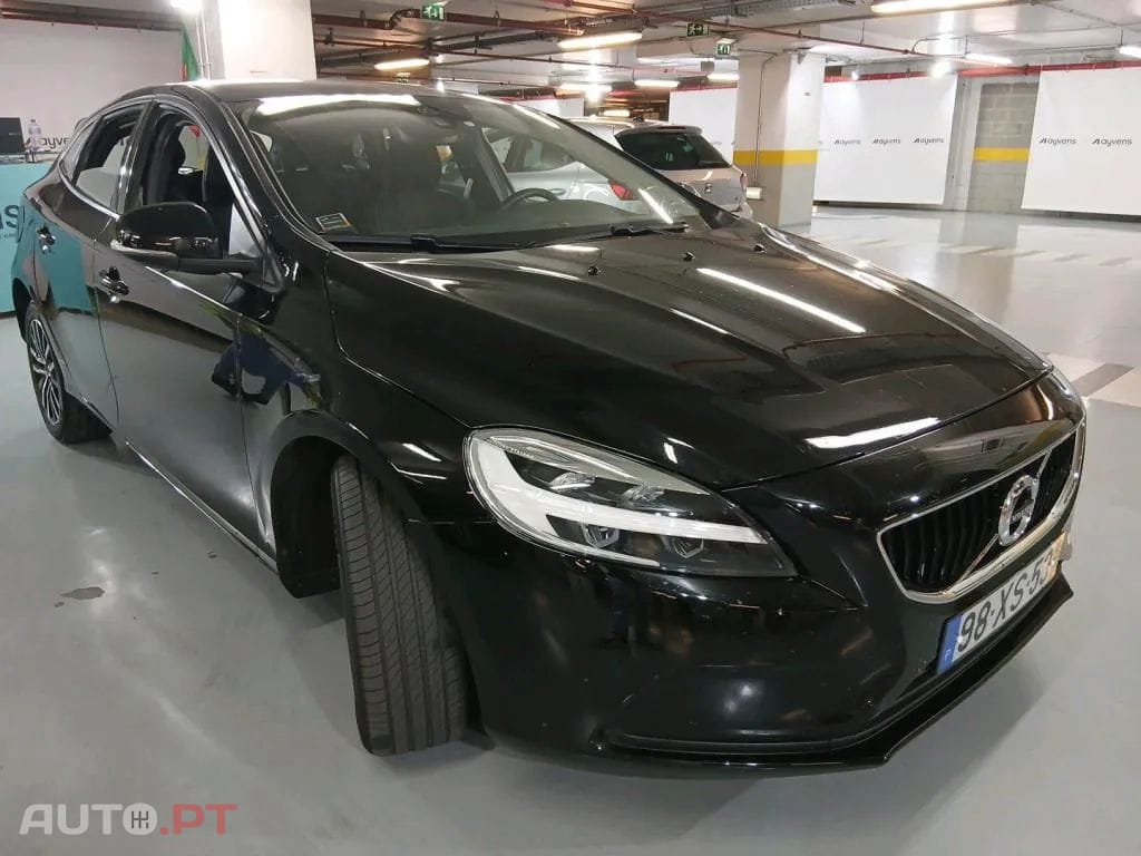Volvo V40 2.0 D3 Momentum