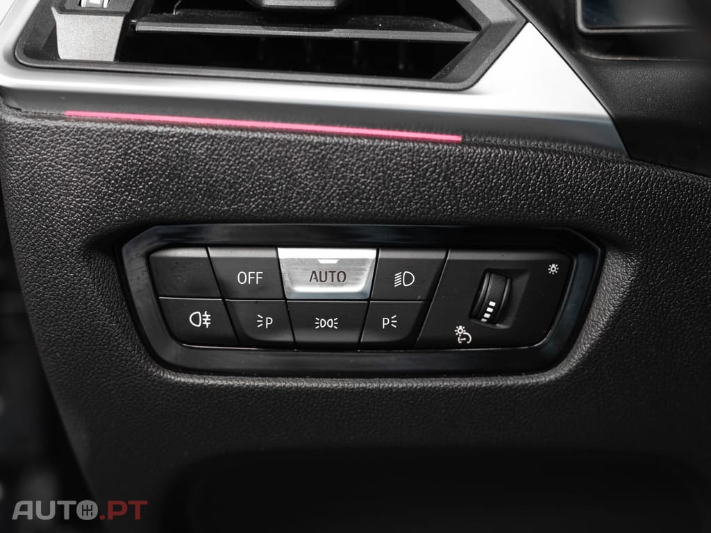 BMW 330 e Touring Pack M Auto