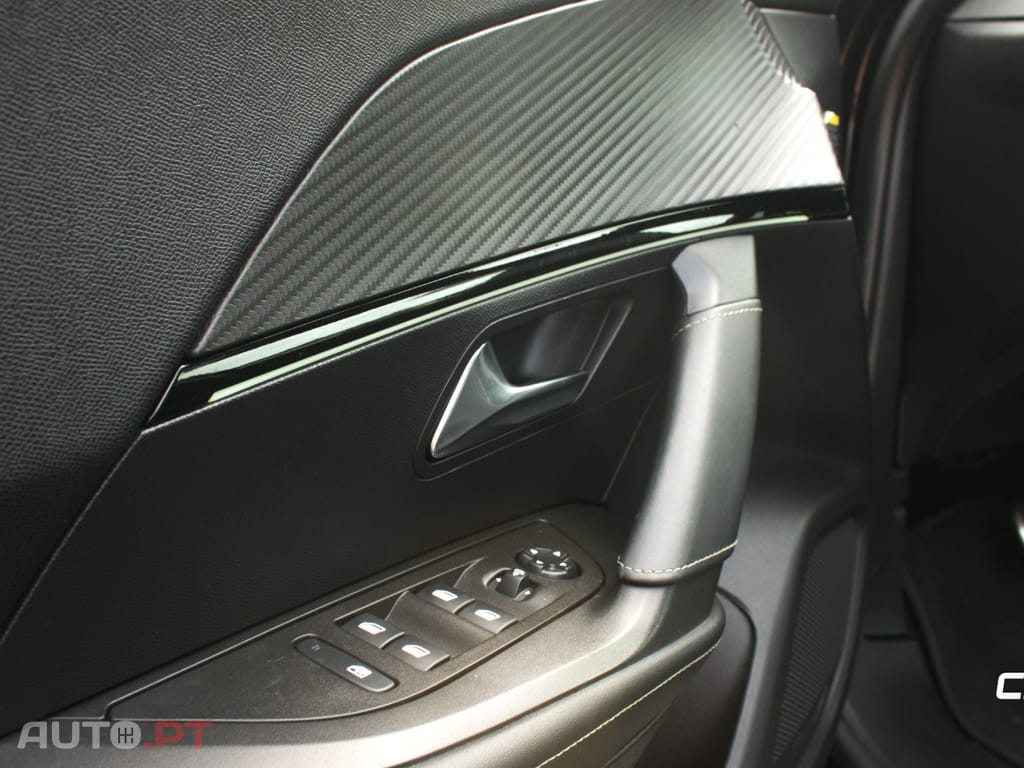 Peugeot 2008 1.5 BlueHDi GT Line EAT8