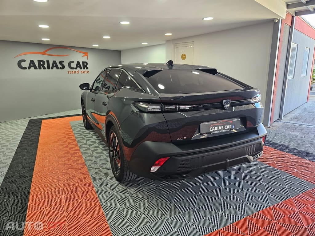 Peugeot 408 1.2 PureTech Allure EAT8
