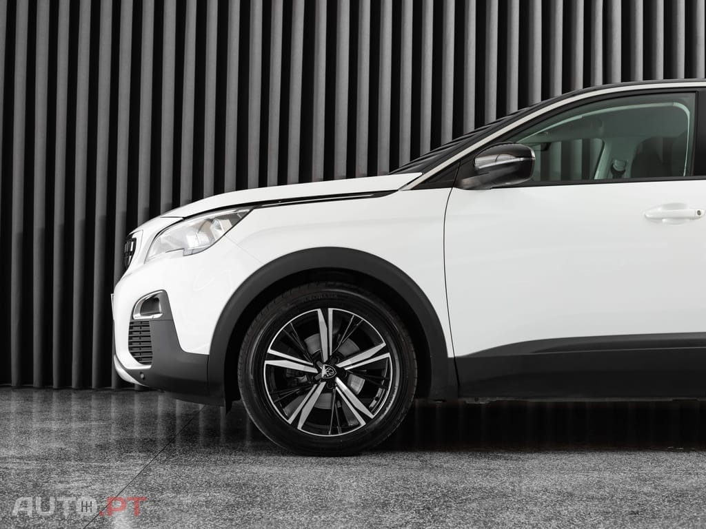 Peugeot 3008 1.5 BlueHDi Active Pack EAT8