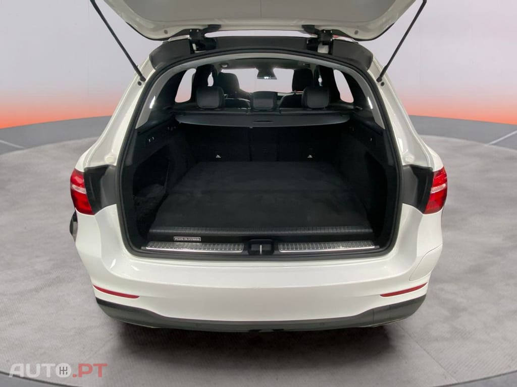 Mercedes-Benz GLC 350 e AMG Line 4-Matic