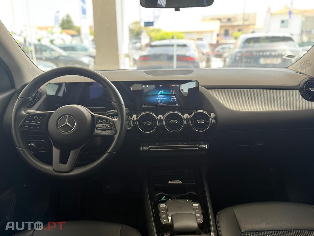 Mercedes-Benz GLA 180 d Style