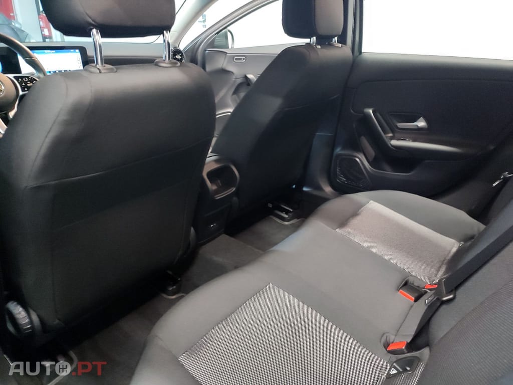 Mercedes-Benz A 180 Business Solution