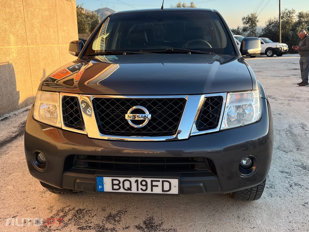 Nissan Navara 2.5 dCi CD Pilot Hi-Tech