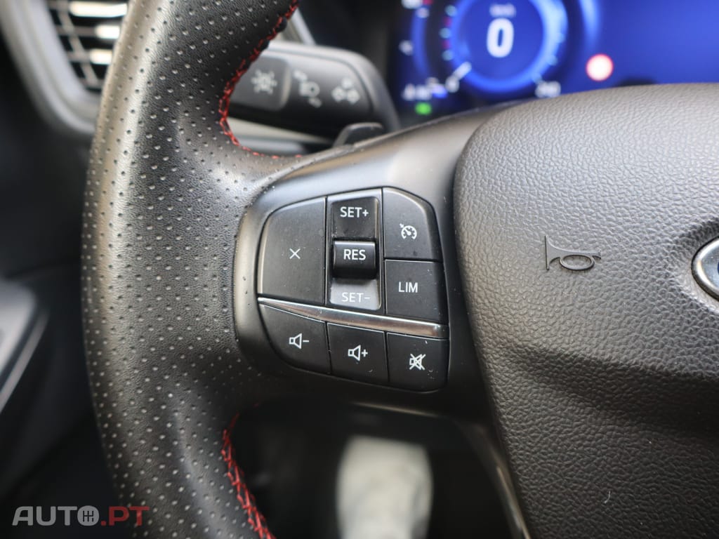 Ford Kuga 1.5 TDCi EcoBlue ST-Line Aut.