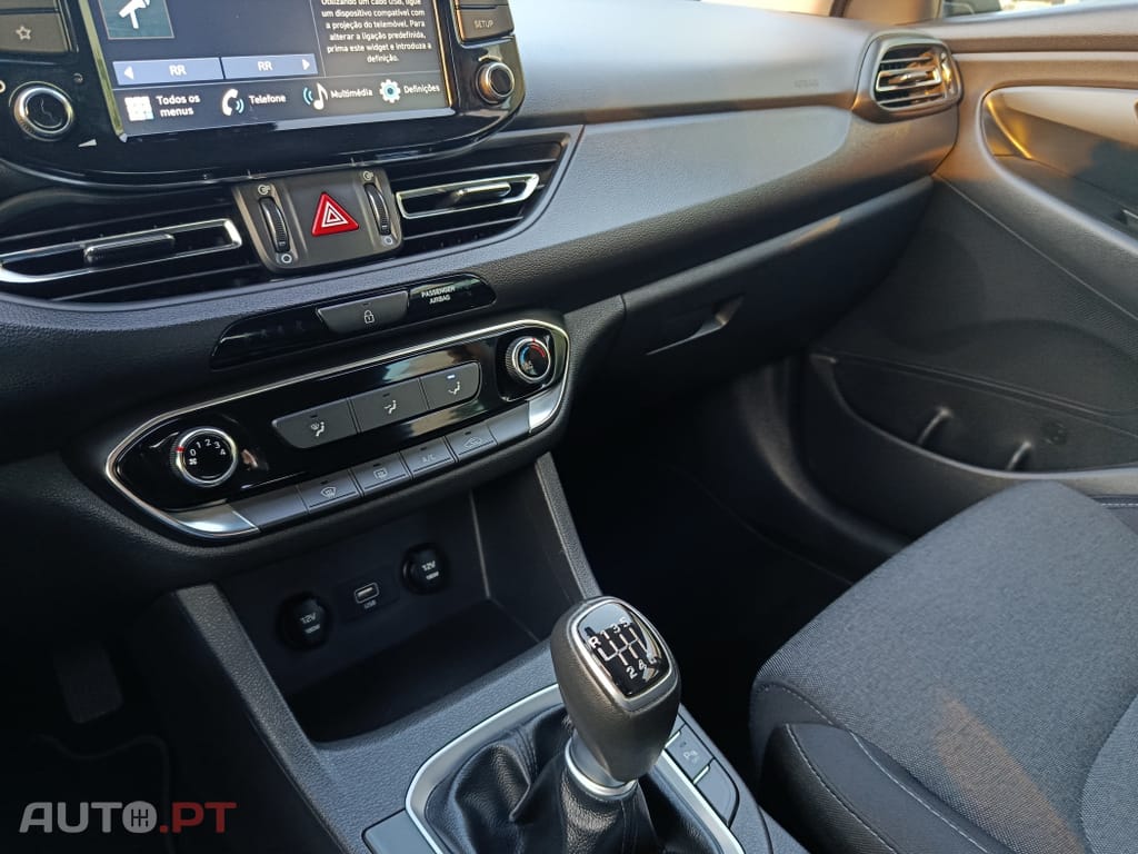 Hyundai i30 1.6 CRDI STyle Plus