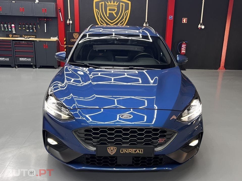 Ford Focus SW 2.3 EcoBoost S&S ST