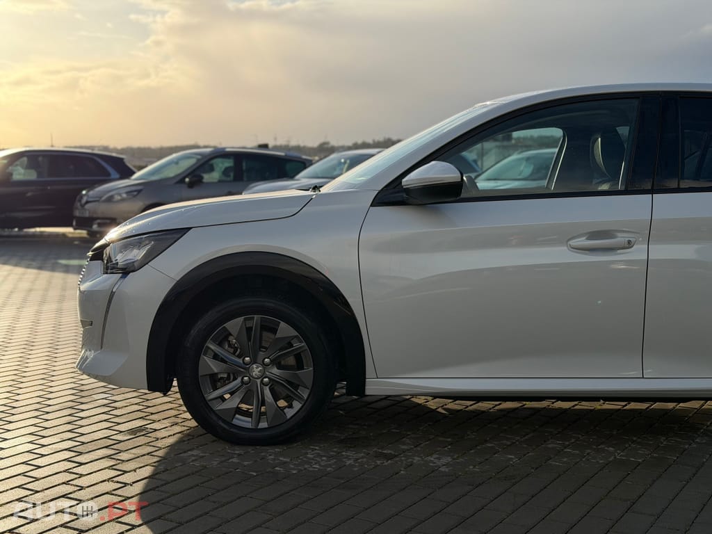 Peugeot E-208 50 kWh Allure