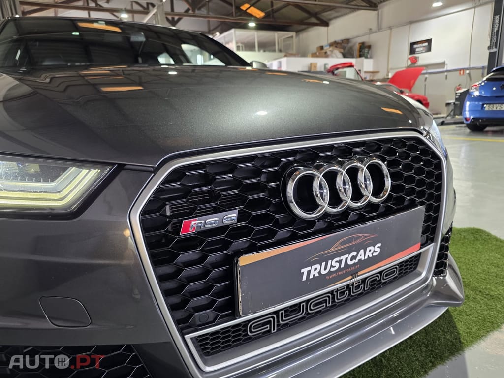 Audi RS6 AVANT PERFORMANCE