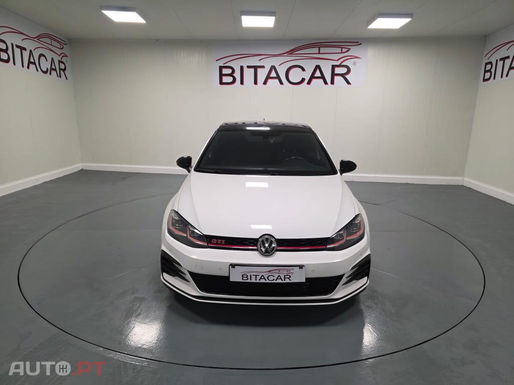 Volkswagen Golf 2.0 TSI GTI DSG Performance