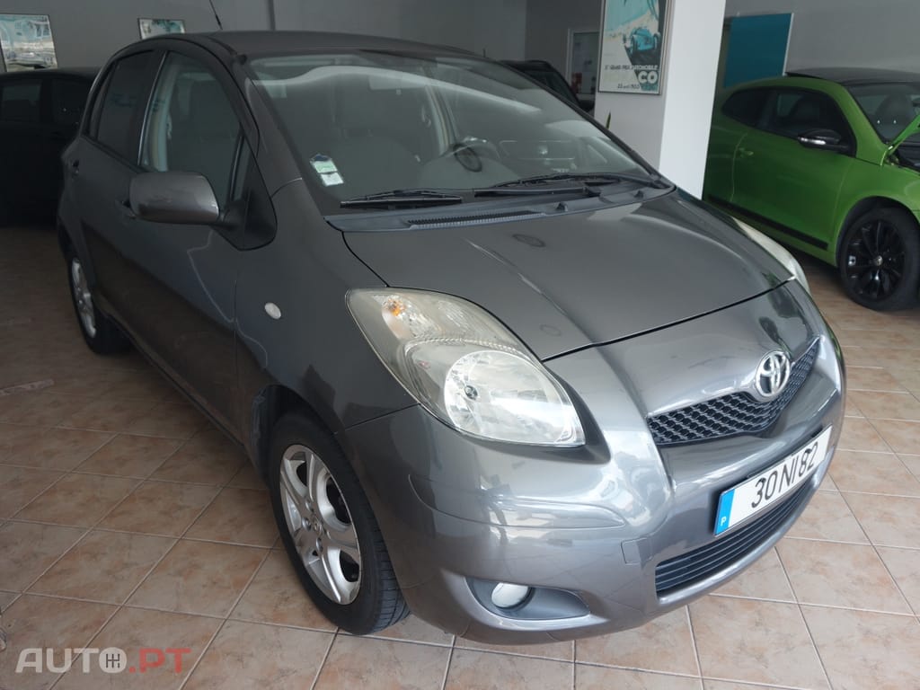 Toyota Yaris 1.0 VVT-i Confort