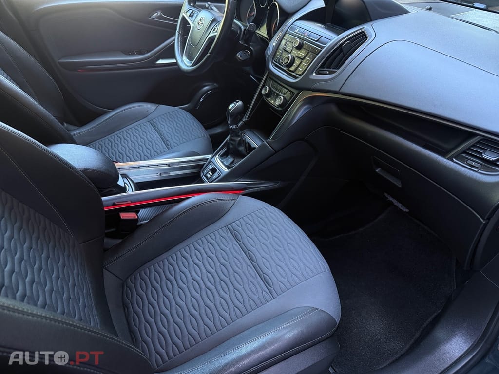 Opel Zafira Tourer 2.0 CDTi ecoFLEX
