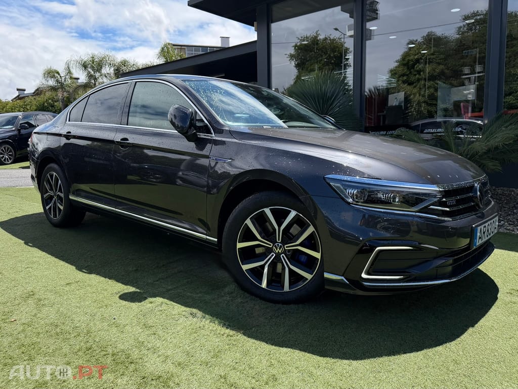 Volkswagen Passat 1.4 TSI GTE+ Plug-in