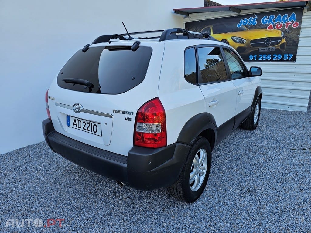 Hyundai Tucson 2.7 V6 4WD Champion