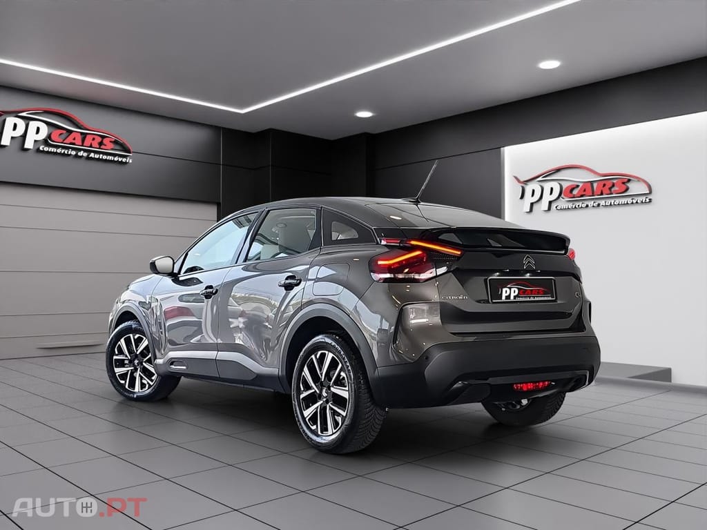Citroen C4 BlueHDi 130 Stop&Start EAT8 SHINE