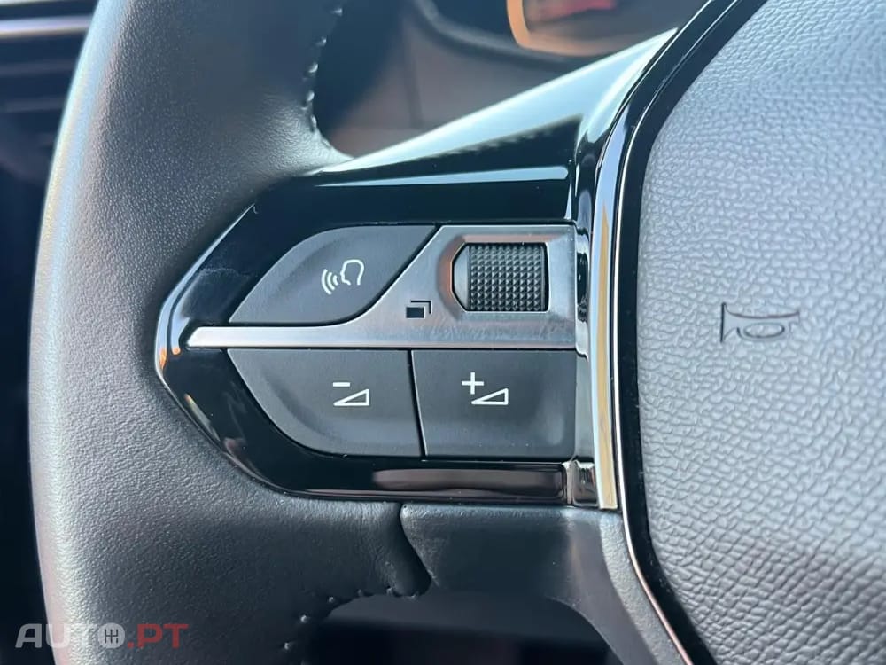 Peugeot 2008 1.2 PureTech Style
