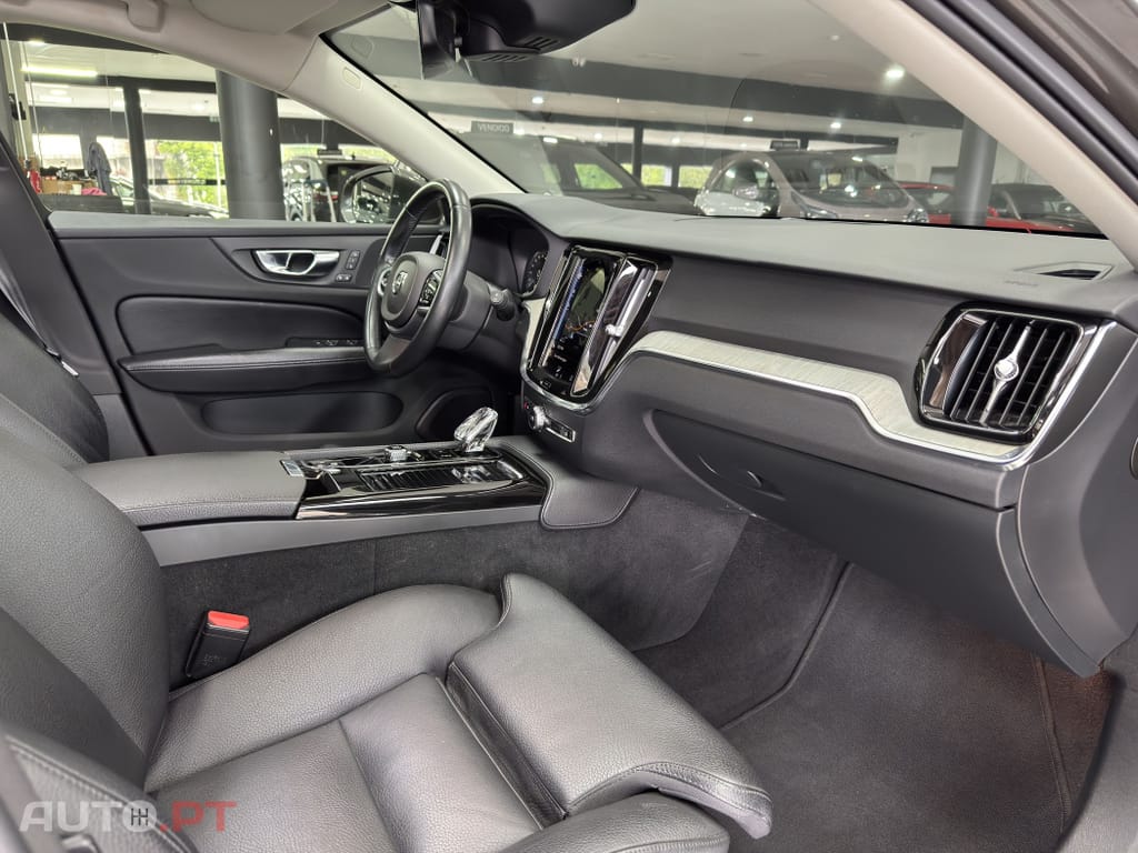 Volvo V60 2.0 T6 AWD TE Inscription Expression