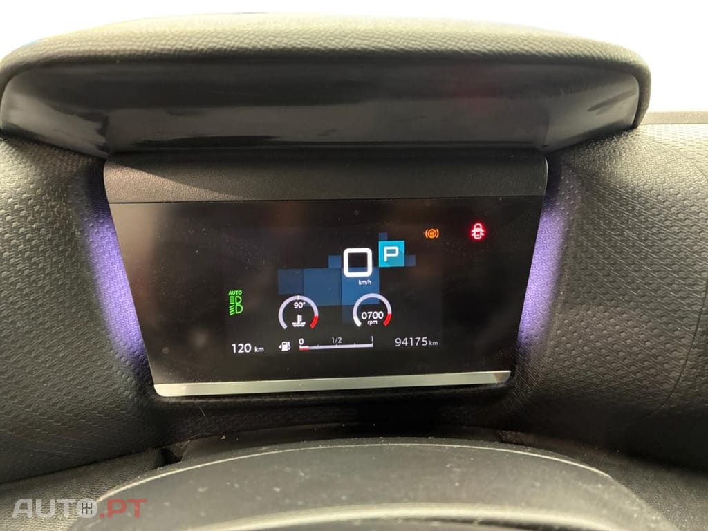 Citroen C4 1.5 BlueHDi Shine EAT8
