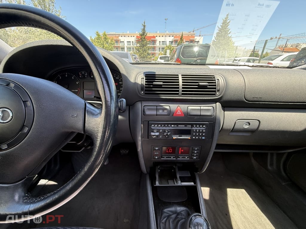 Audi A3 1.6 Attraction