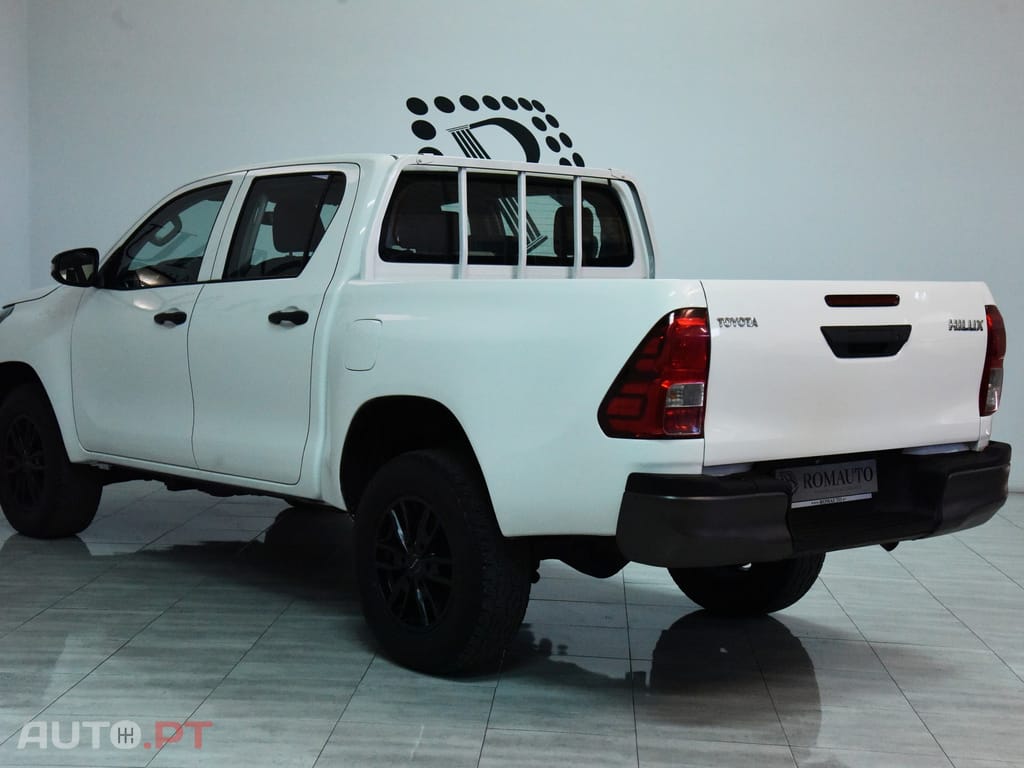 Toyota Hilux 2.4 D-4D 4WD Challenge