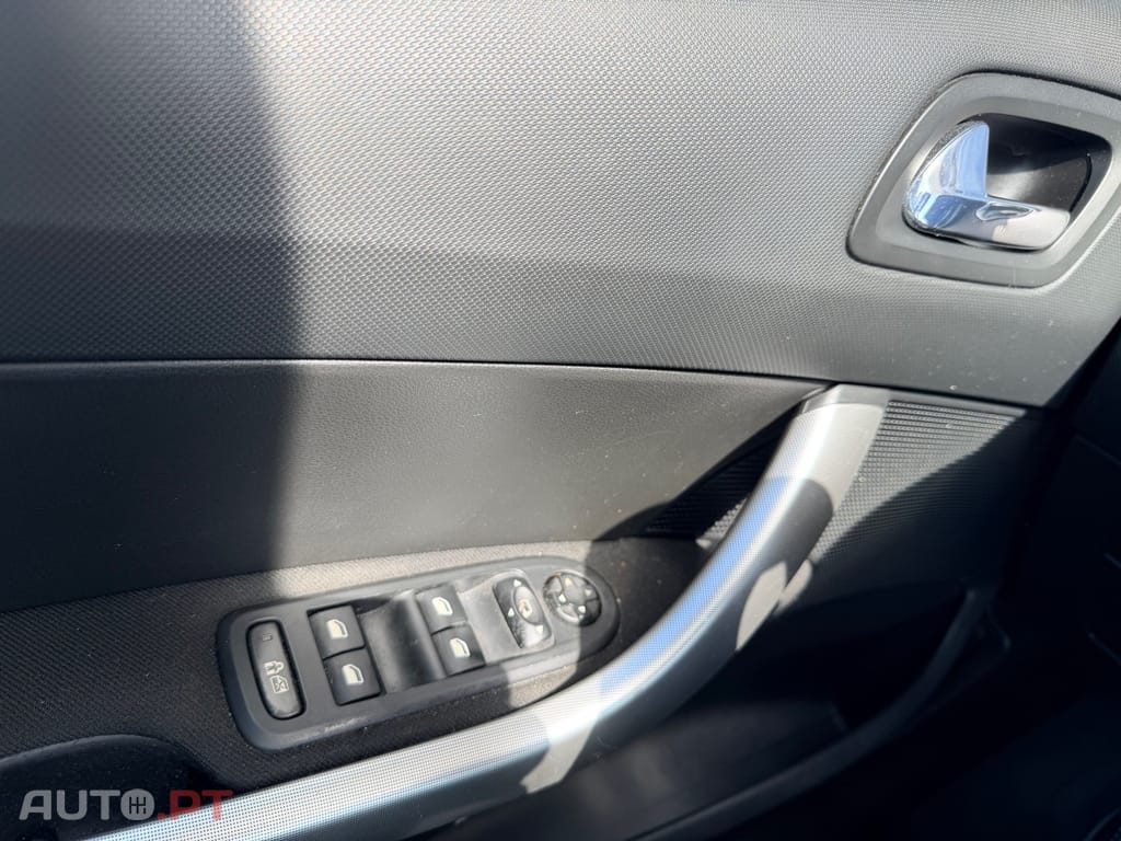 Peugeot 308 1.6 THP 16V Sport CVM6