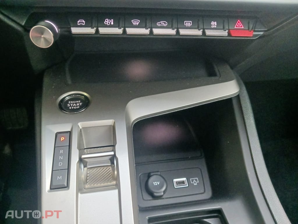 Peugeot 308 1.2 Hybrid Allure e-DCS6