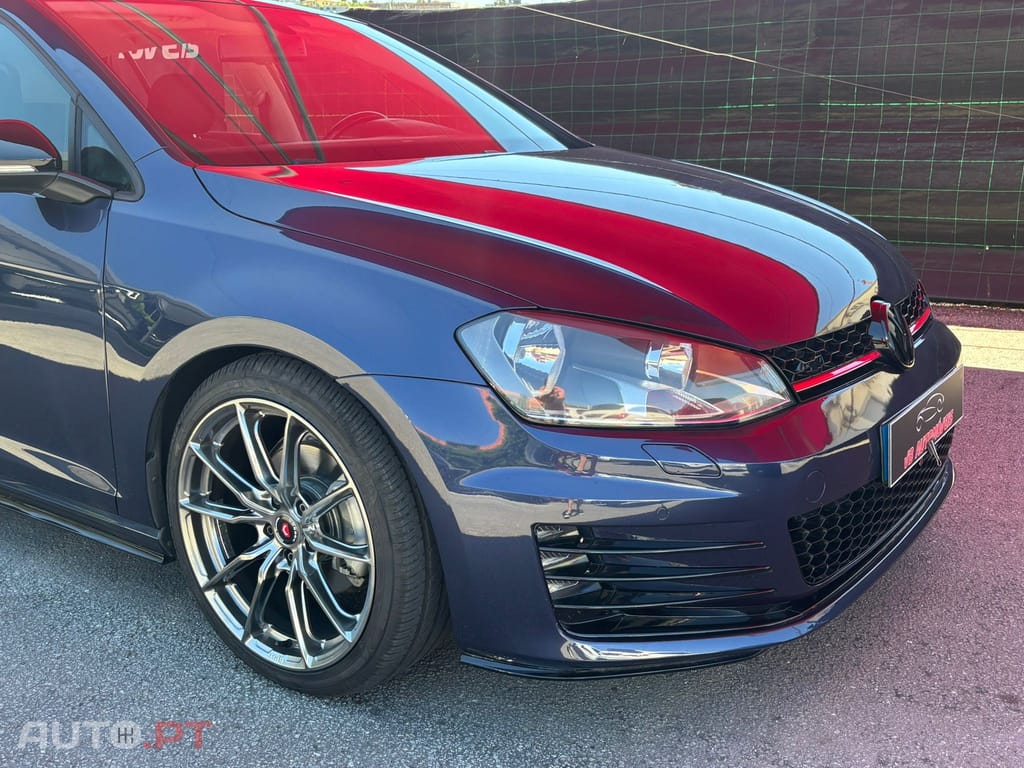 Volkswagen Golf 1.6 TDi BlueMotion Confortline