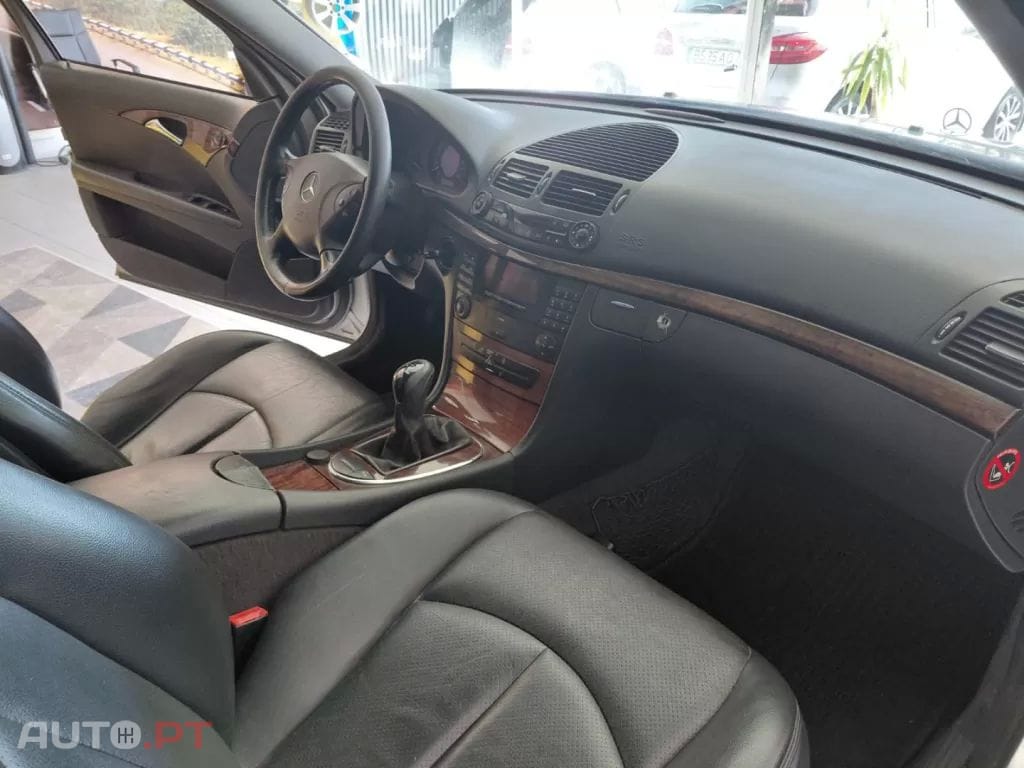 Mercedes-Benz E 220 CDI Elegance