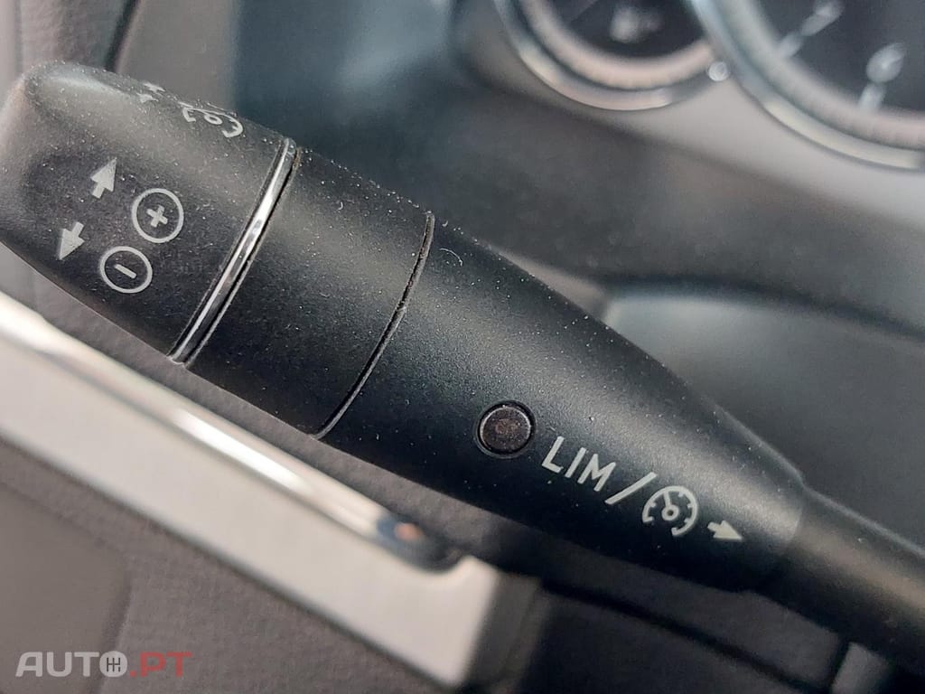 Mercedes-Benz E 220 CDI Avantgarde BlueEfficiency