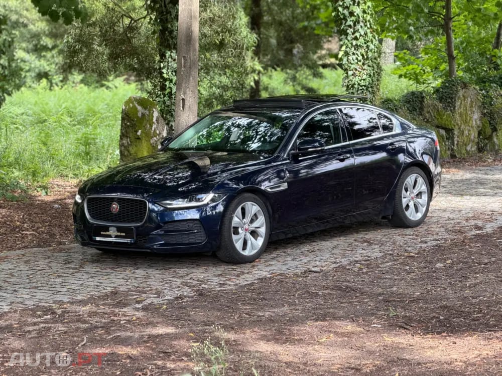 Jaguar XE 2.0 D R-Dynamic S