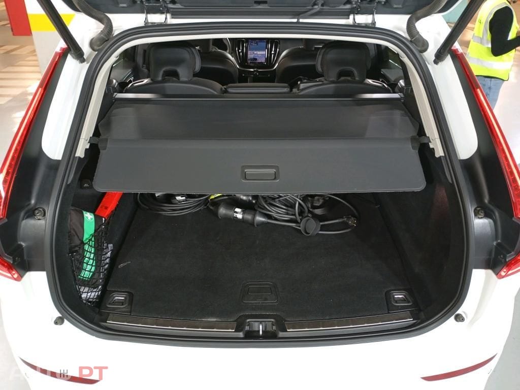 Volvo XC60 2.0 T6 PHEV Inscription Expression AWD