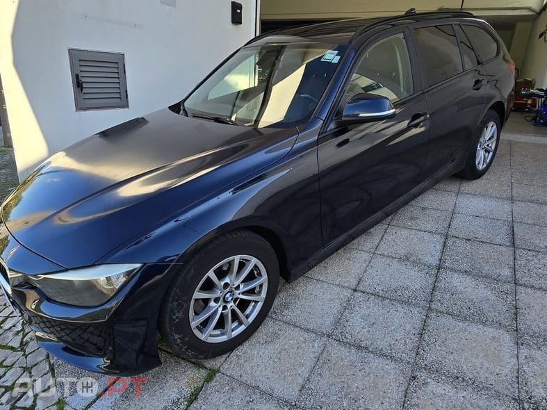 BMW 318 d Touring Blue Performance Luxury Line