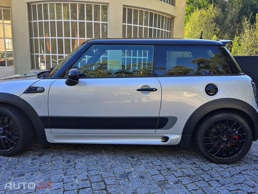 MINI Coupé John Cooper Works 