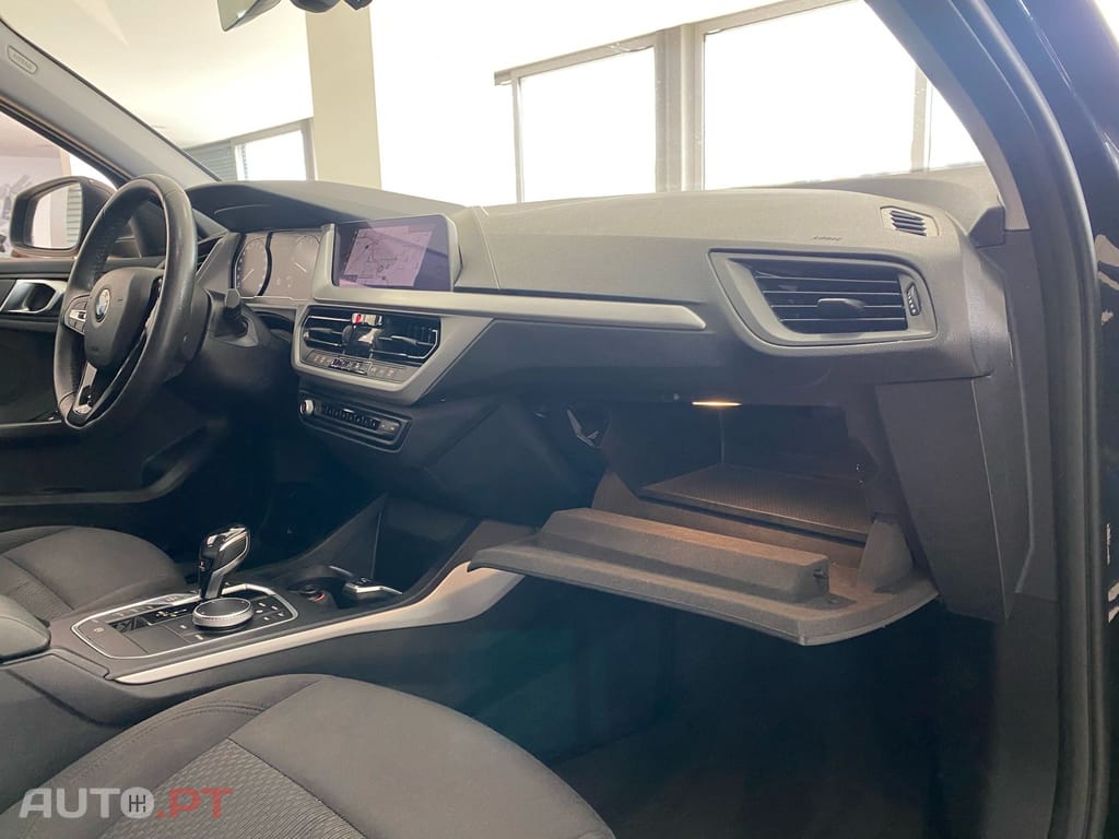 BMW 116 DA AUTO LUXURY LINE