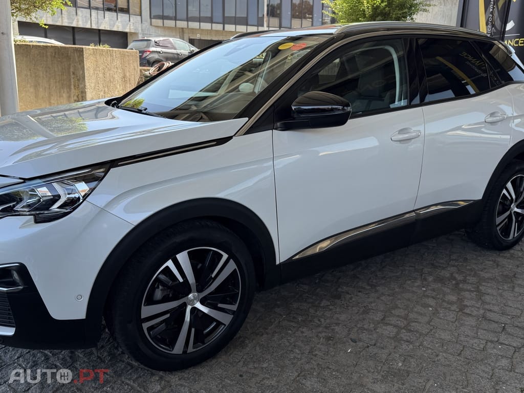 Peugeot 3008 1.2 PureTech Allure EAT8