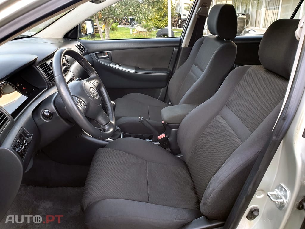 Toyota Corolla Stationwagon 1.4 D-4D Sol