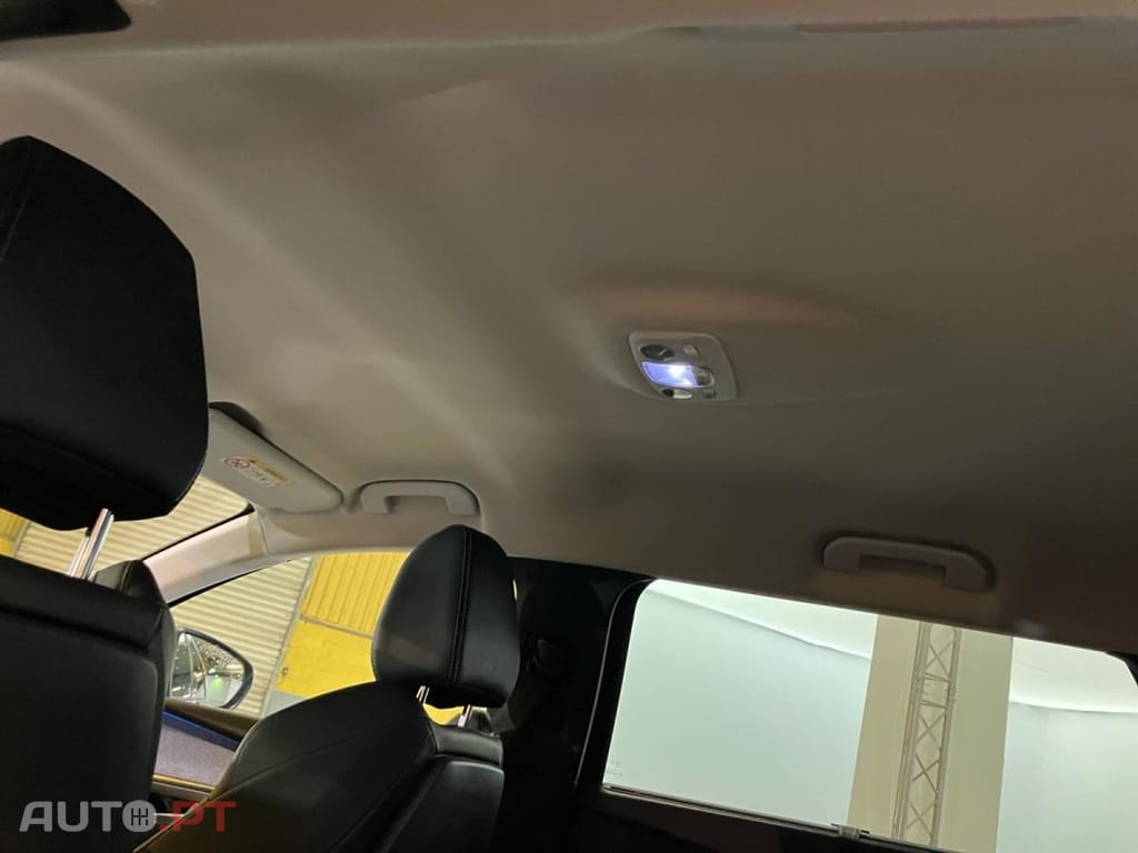 Peugeot 5008 1.2 PureTech Allure Pack