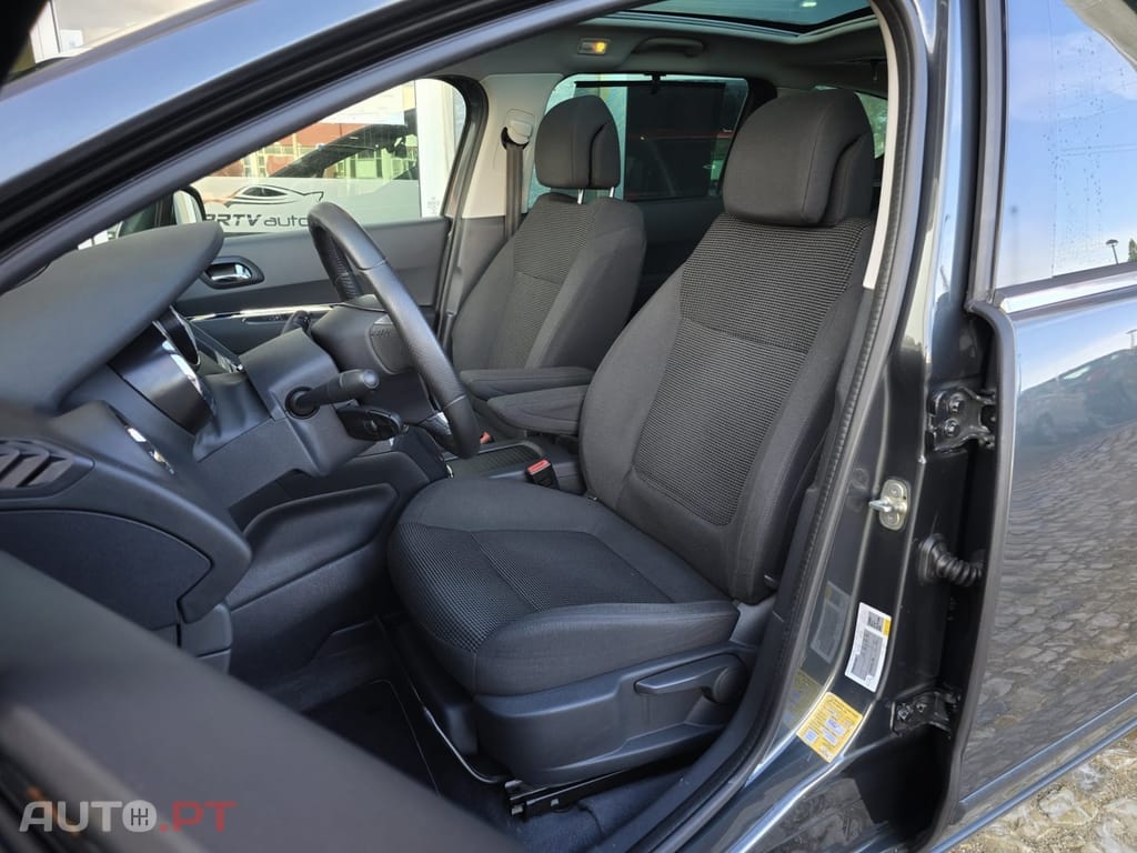 Peugeot 5008 1.2 PureTech Allure