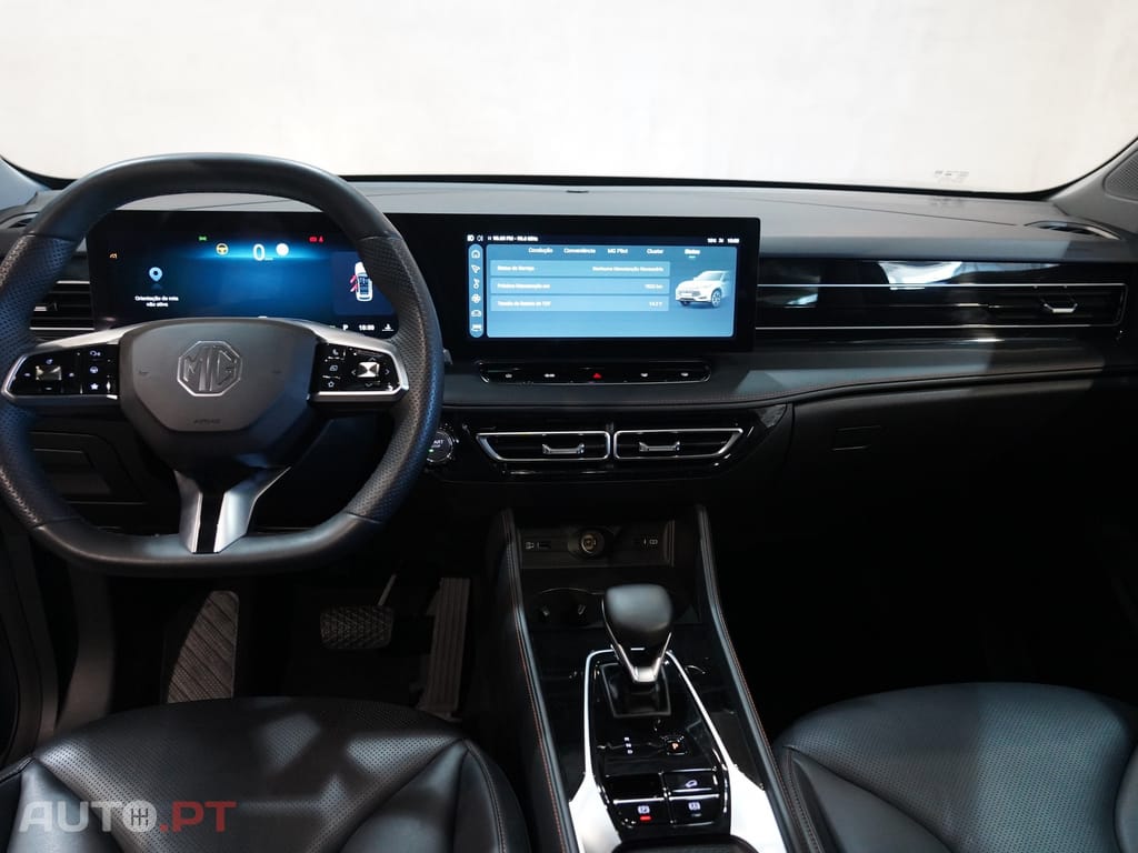 MG HS 1.5 T-GDI Plug In Hybrid Luxury